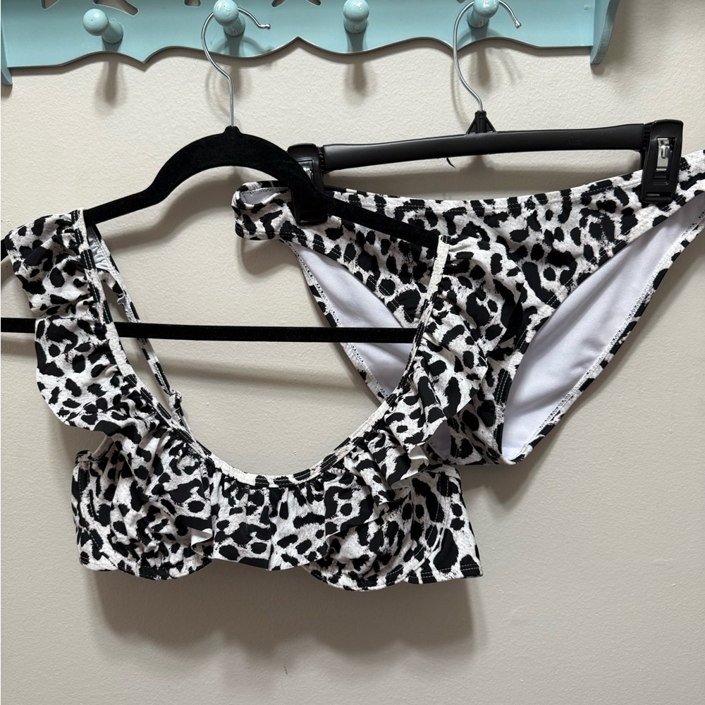 Cabana del sol Ruffle Bikini Set
